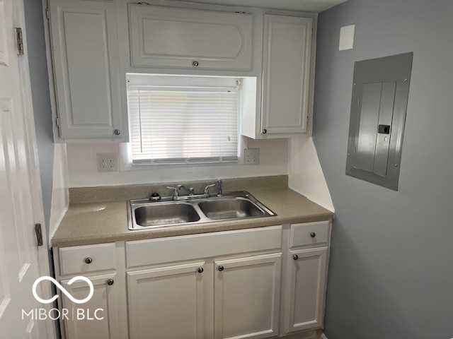 9038 Crawfordsville Road Indianapolis, IN 46234 - Photo 16 of 36 Gallery Image 16