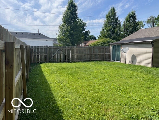 9038 Crawfordsville Road Indianapolis, IN 46234 - Photo 35 of 36 Gallery Image 35