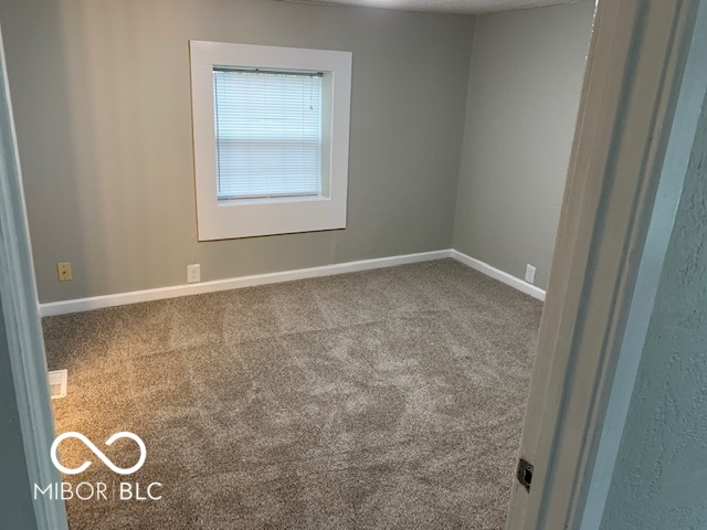 9038 Crawfordsville Road Indianapolis, IN 46234 - Photo 7 of 36 Gallery Image 7