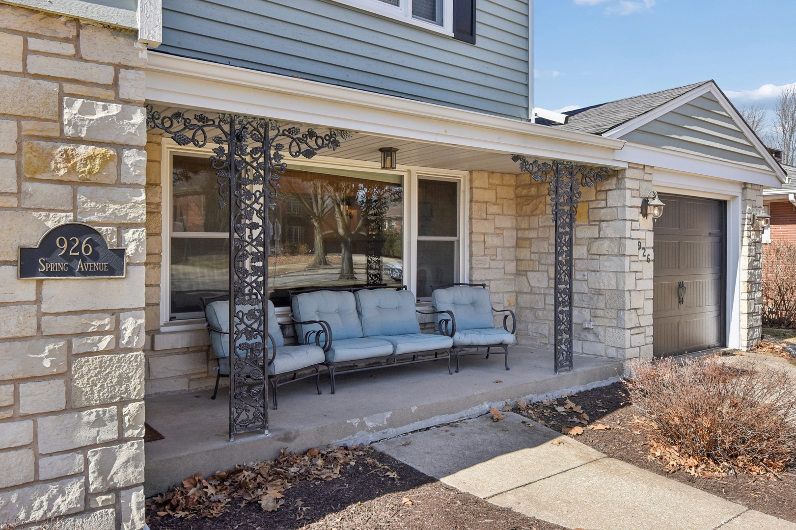 926 South Spring Avenue La Grange, IL 60525 - Photo 2 of 16
