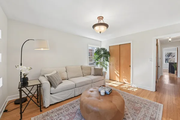 $749,000 | 926 South Spring Avenue, La Grange, IL 60525