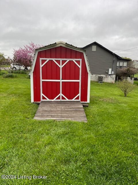 182 Raintree Drive Eminence, KY 40019 - Photo 3 of 29 Storage building