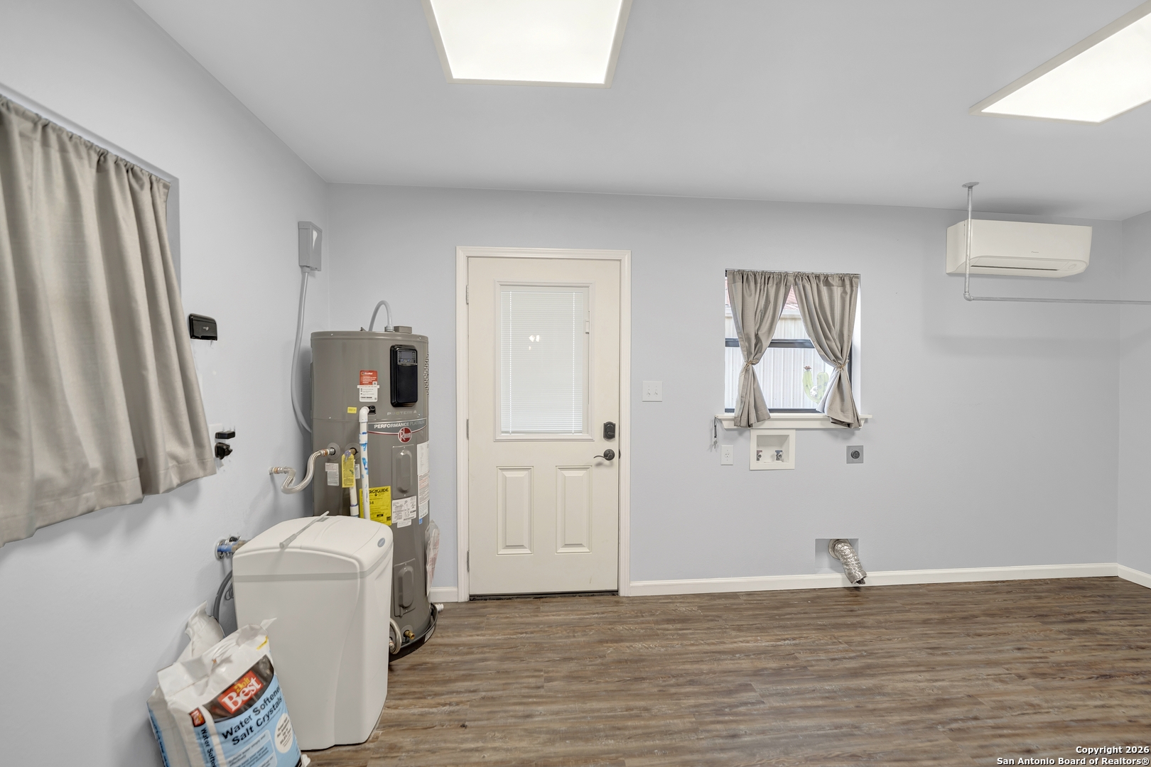 568 Firewheel Drive Bandera, TX 78003 - Photo 36 of 45 a view of a room with baby toys and wooden floor