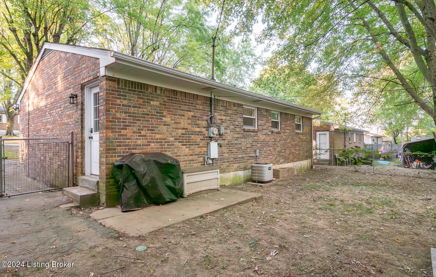 523 Monin Road Elizabethtown, KY 42701 - Photo 21 of 25 523 Monin Rd (4)