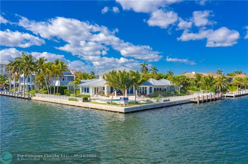 1749 Southeast 13th Street Fort Lauderdale, FL 33316 - Photo 1 of 72