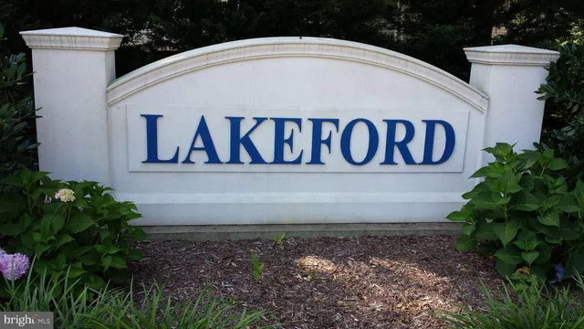 a view of a lake with houses
