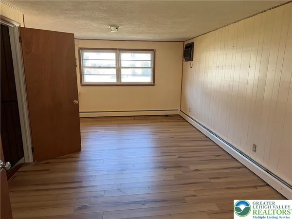 $390,000 | 1556 Bayberry Lane, Bethlehem, PA 18018