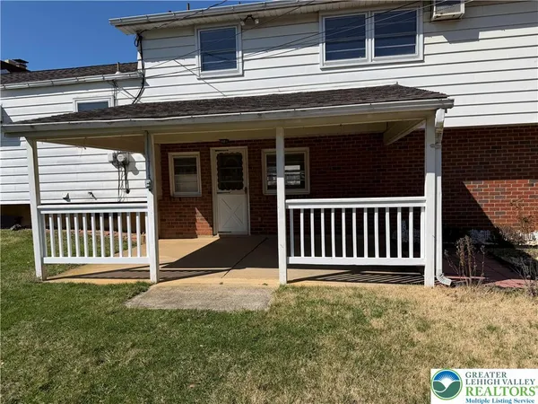 $390,000 | 1556 Bayberry Lane, Bethlehem, PA 18018