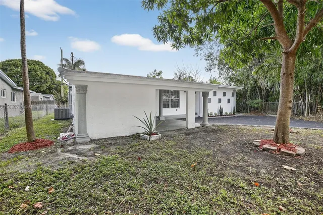 $599,000 | 7120 Allen Street, Hollywood, FL 33024