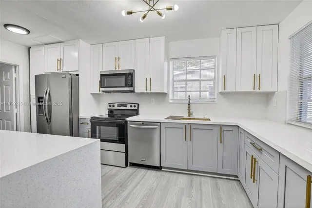 $599,000 | 7120 Allen Street, Hollywood, FL 33024