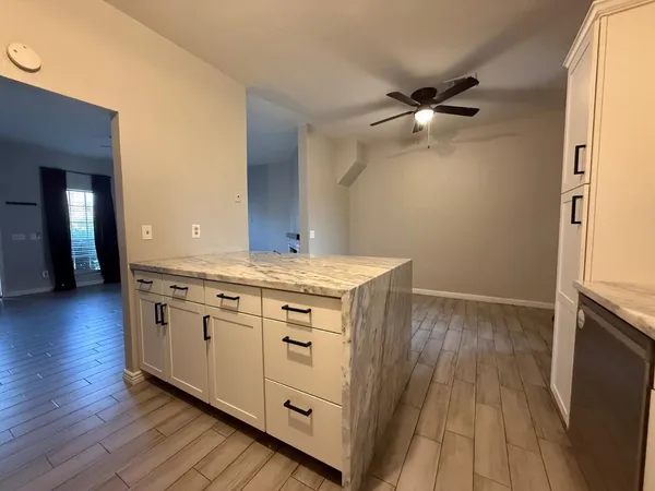 $1,595 | 18626 North 34th Avenue, Unit 2, Phoenix, AZ 85027