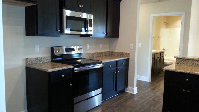 18882 Brixham Court Foley, AL 36535 - Photo 12 of 24 Kitchen