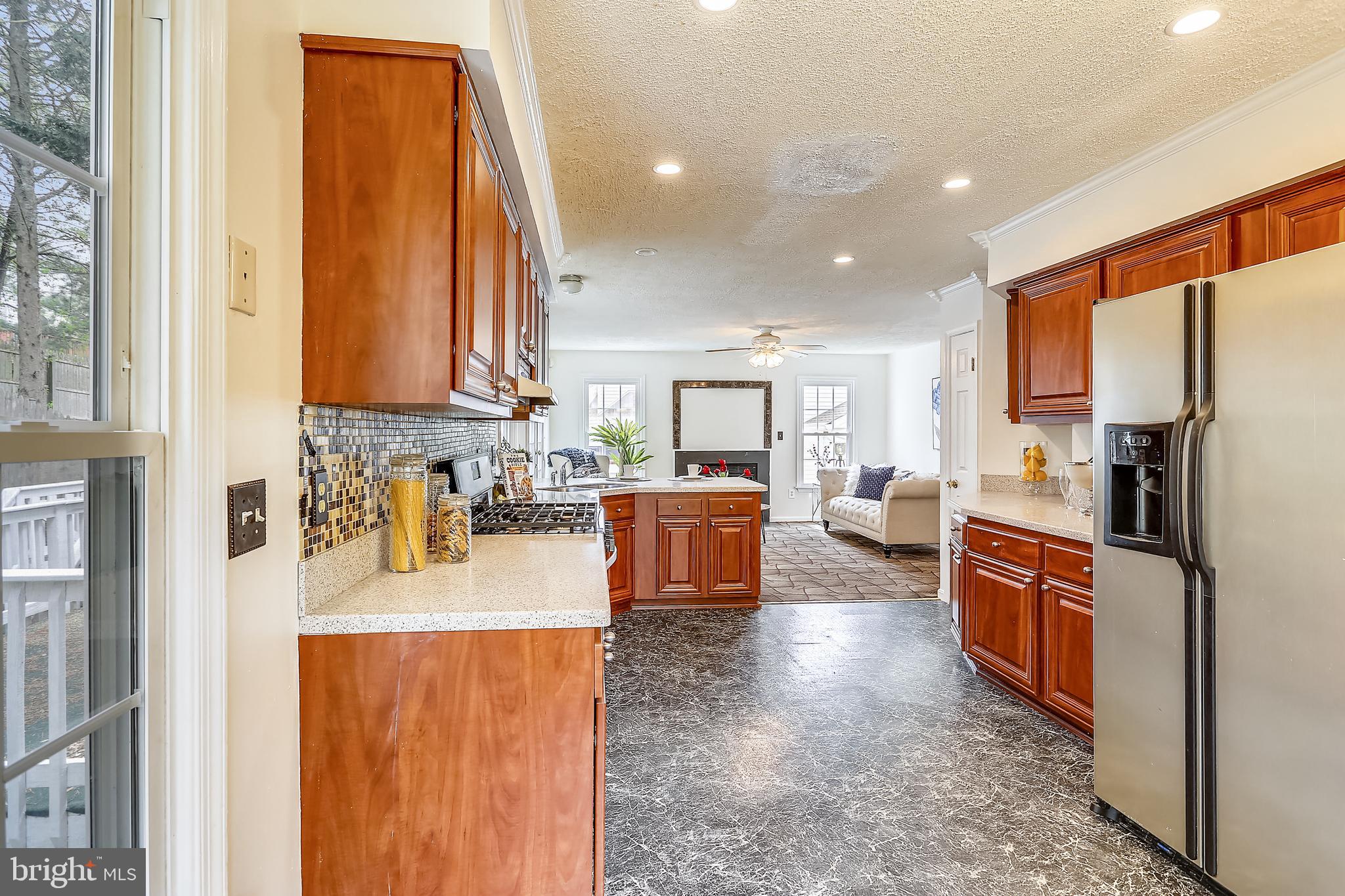 13117 Broadmore Road Silver Spring, MD 20904 - Photo 10 of 31 Kitchen