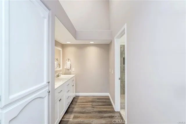 $1,050,000 | 641 Wakefield Court, Unit 102, Long Beach, CA 90803