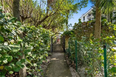 $775,000 | 83 Queens Road, Hutchinson Island, FL 34949