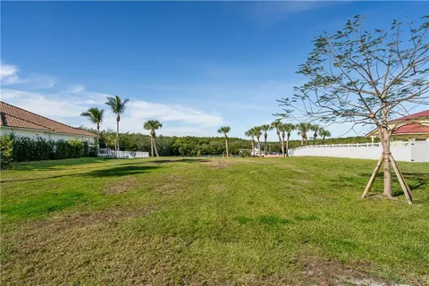 $775,000 | 83 Queens Road, Hutchinson Island, FL 34949