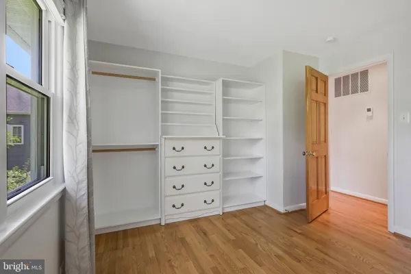 $4,800 | 1411 South West Street, Falls Church, VA 22046