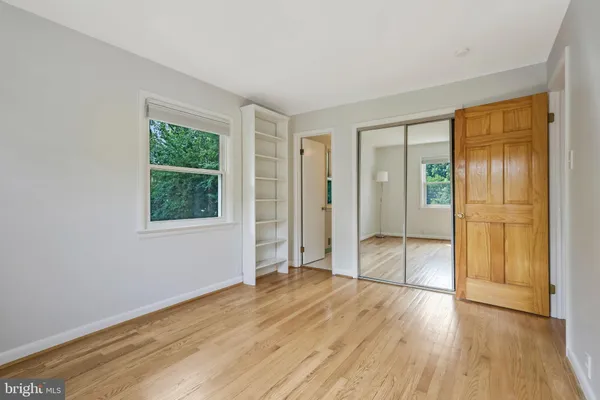 $4,800 | 1411 South West Street, Falls Church, VA 22046