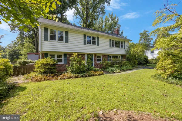 $4,800 | 1411 South West Street, Falls Church, VA 22046
