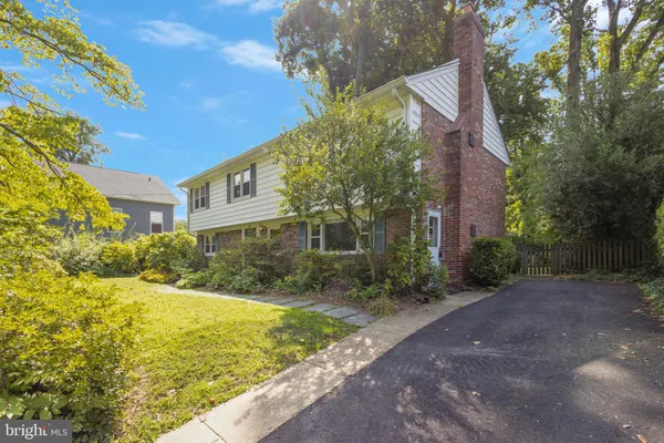$4,800 | 1411 South West Street, Falls Church, VA 22046