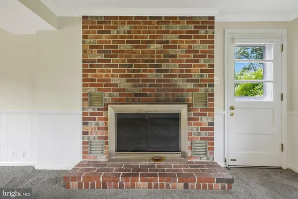 $4,800 | 1411 South West Street, Falls Church, VA 22046