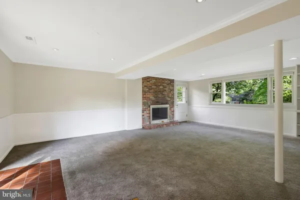 $4,800 | 1411 South West Street, Falls Church, VA 22046
