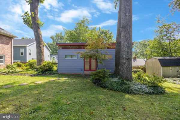 $4,800 | 1411 South West Street, Falls Church, VA 22046