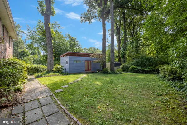 $4,800 | 1411 South West Street, Falls Church, VA 22046