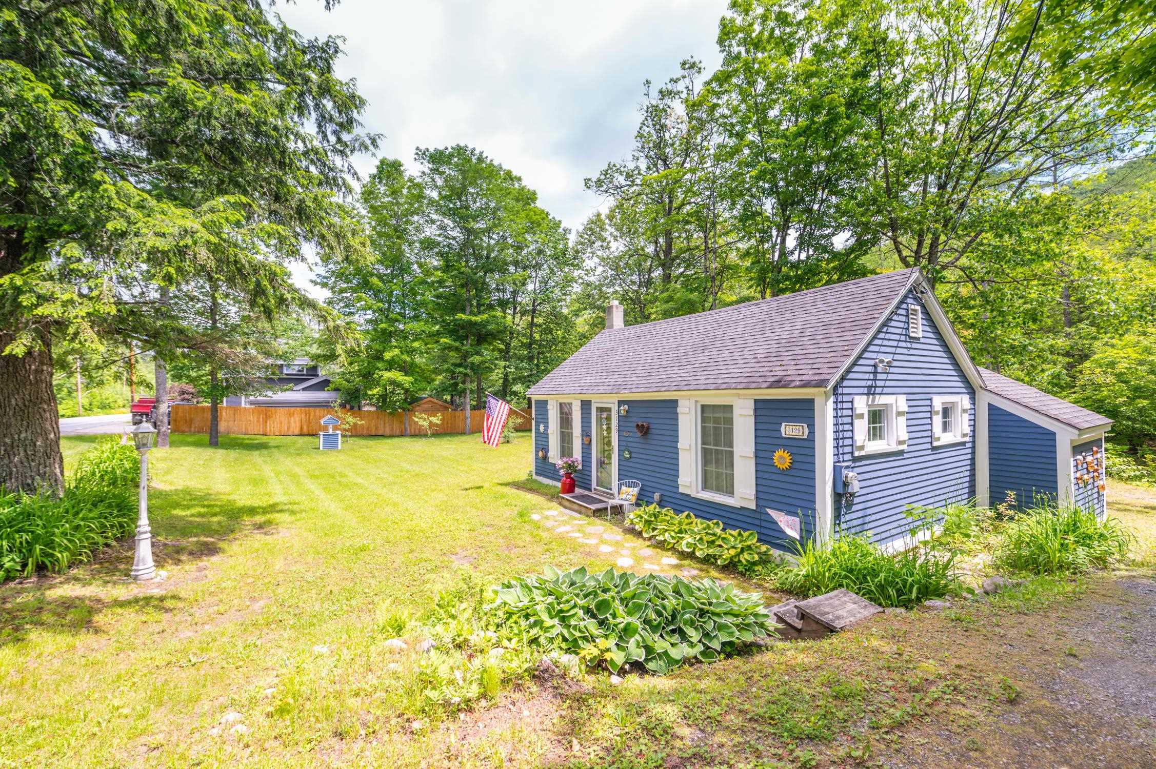 3129 Vermont Rte 100 Wardsboro, VT 05355 - Photo 6 of 16