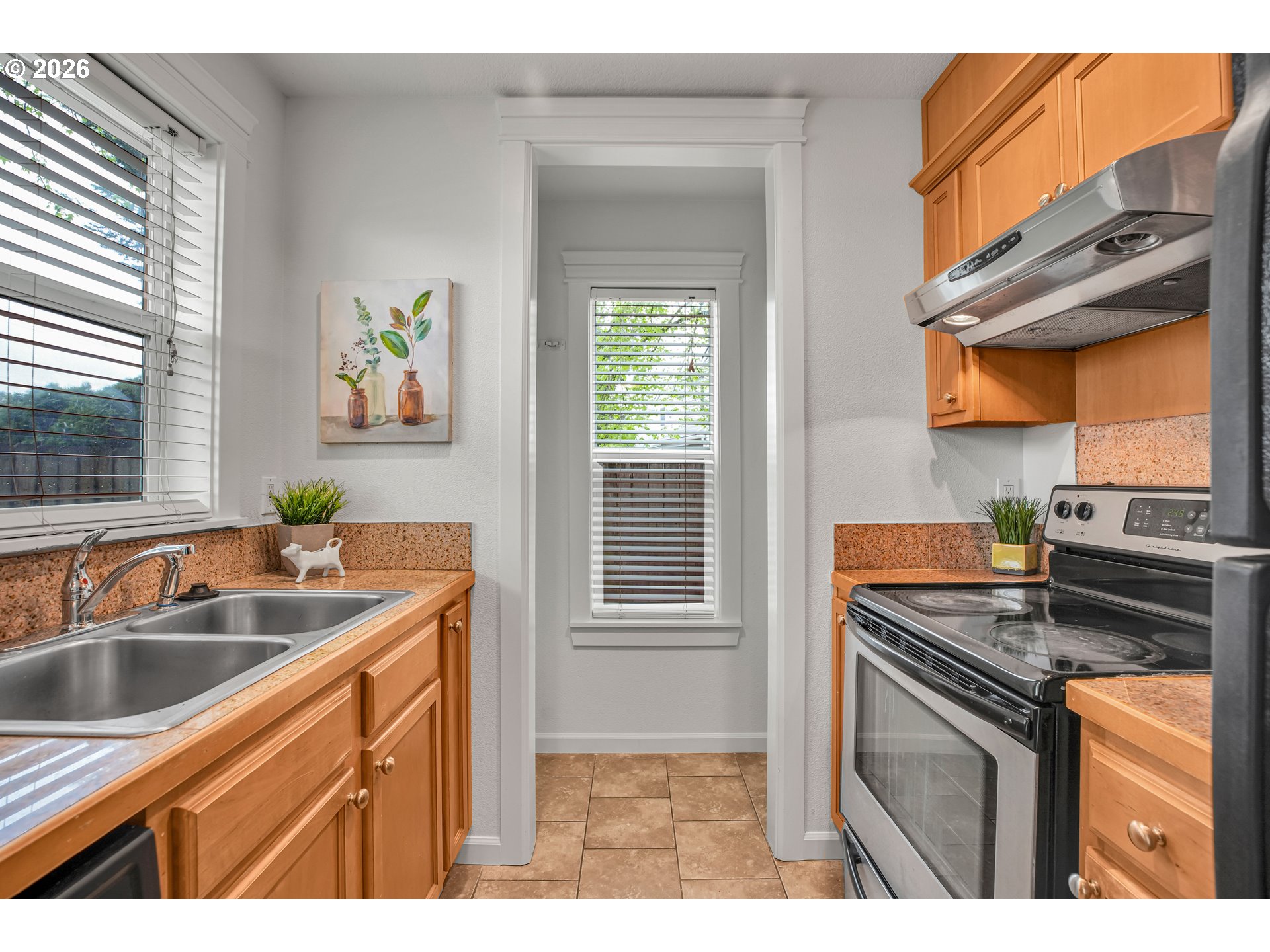 12623 Southeast Division Street Portland, OR 97236 - Photo 18 of 38