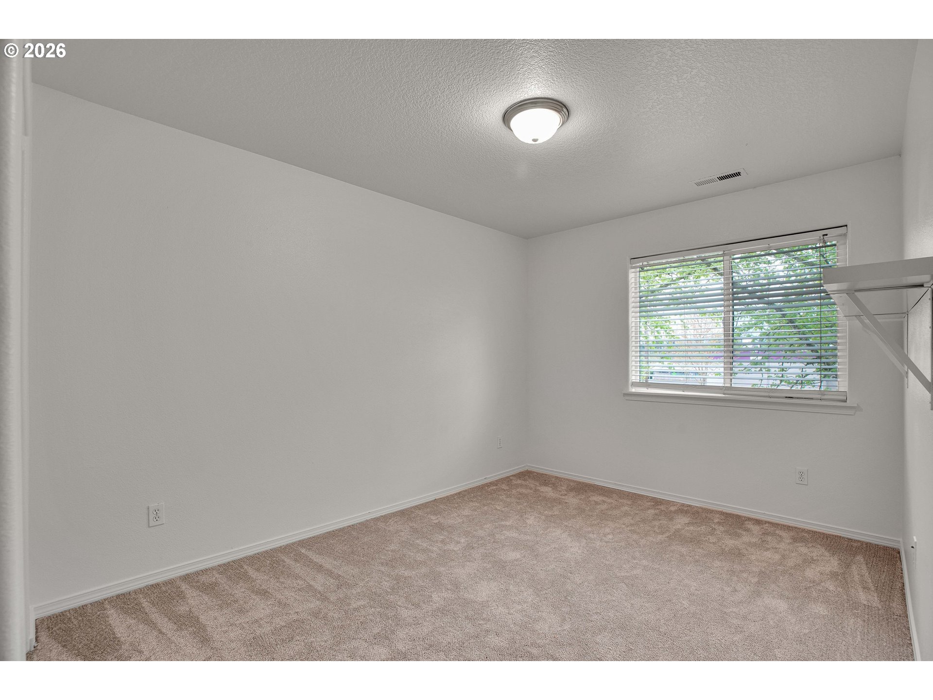 12623 Southeast Division Street Portland, OR 97236 - Photo 29 of 38