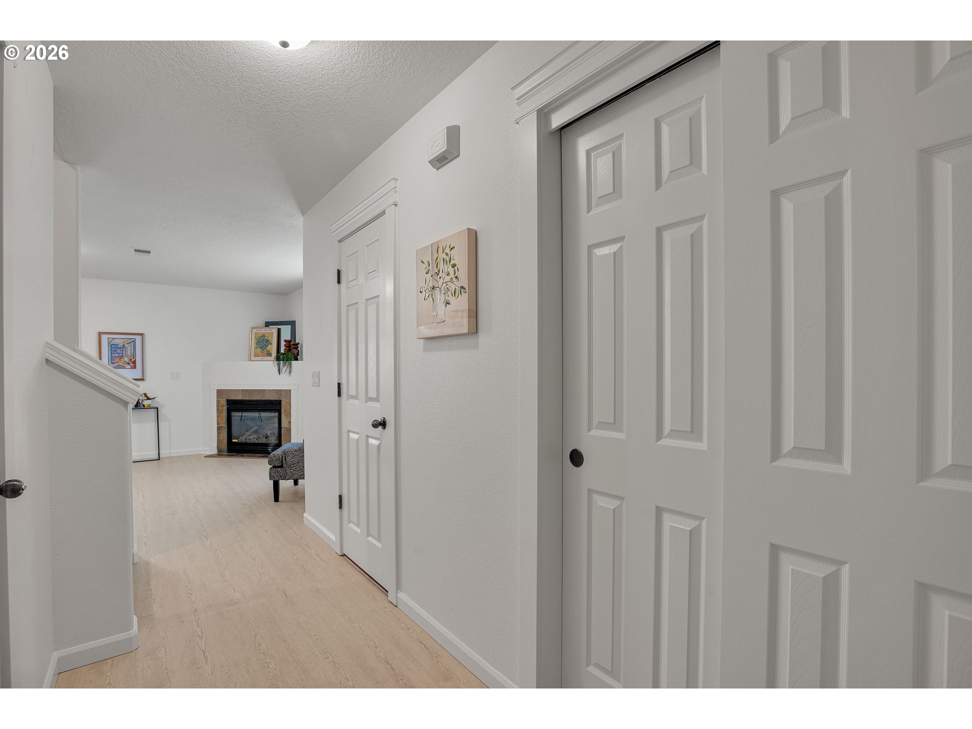 12623 Southeast Division Street Portland, OR 97236 - Photo 3 of 38