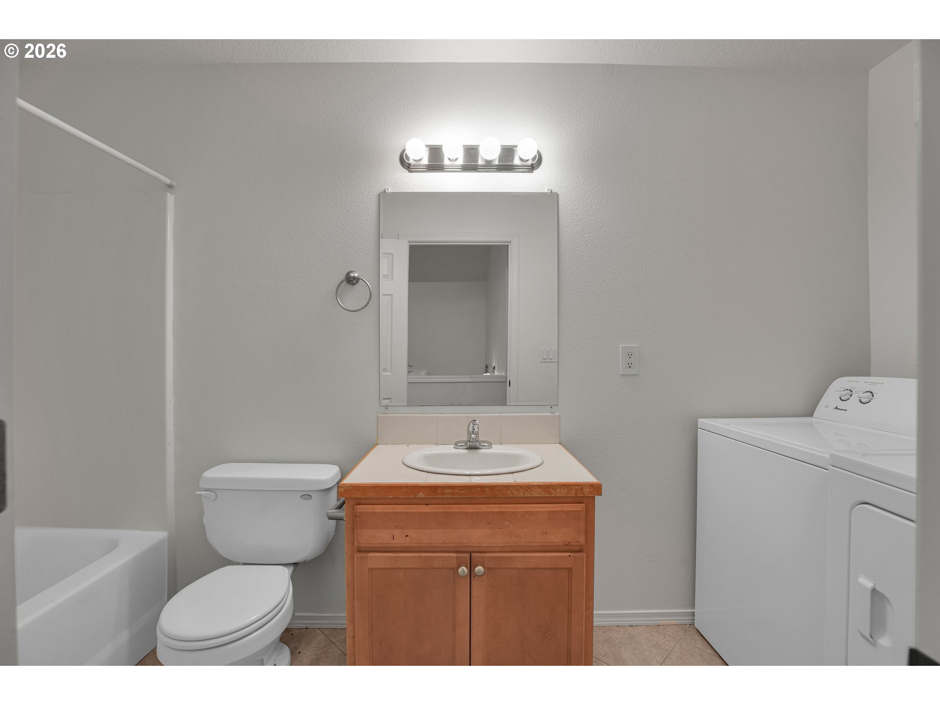 12623 Southeast Division Street Portland, OR 97236 - Photo 35 of 38