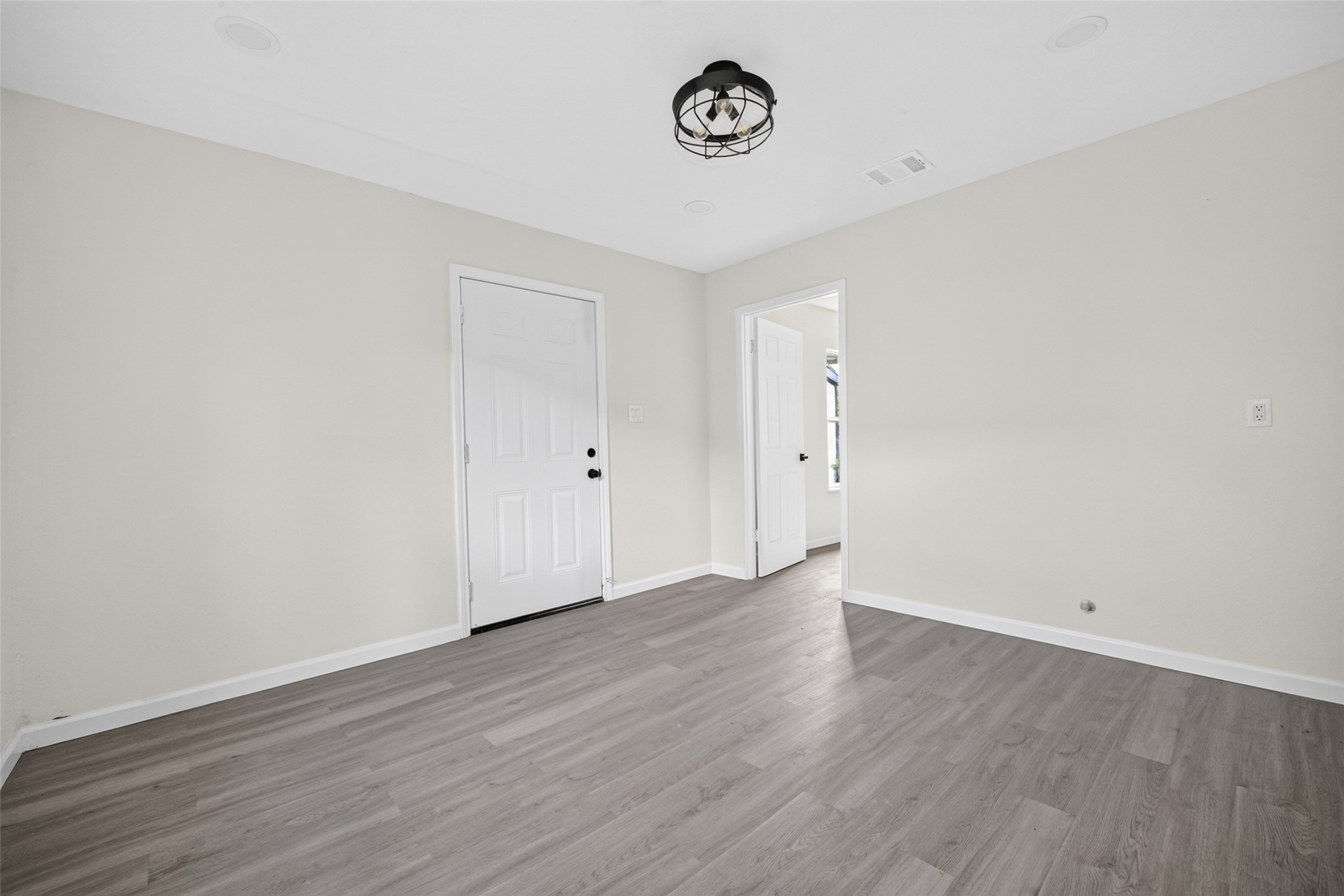 4715 Engleford Street Houston, TX 77026 - Photo 23 of 33