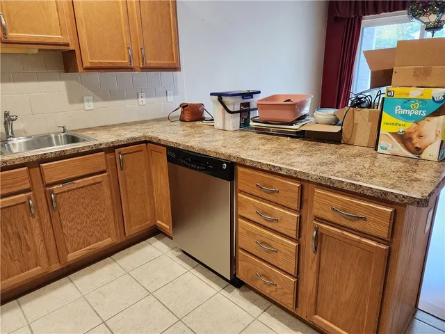 $295,000 | 200 Roger Williams Avenue, Unit 207, East Providence, RI 02916