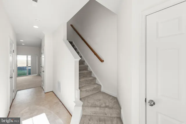 a view of empty room