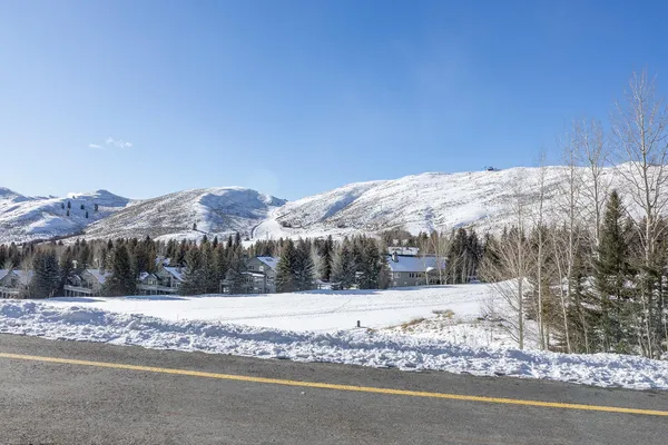 $2,195,000 | 92 Elkhorn Road, Sun Valley, ID 83353