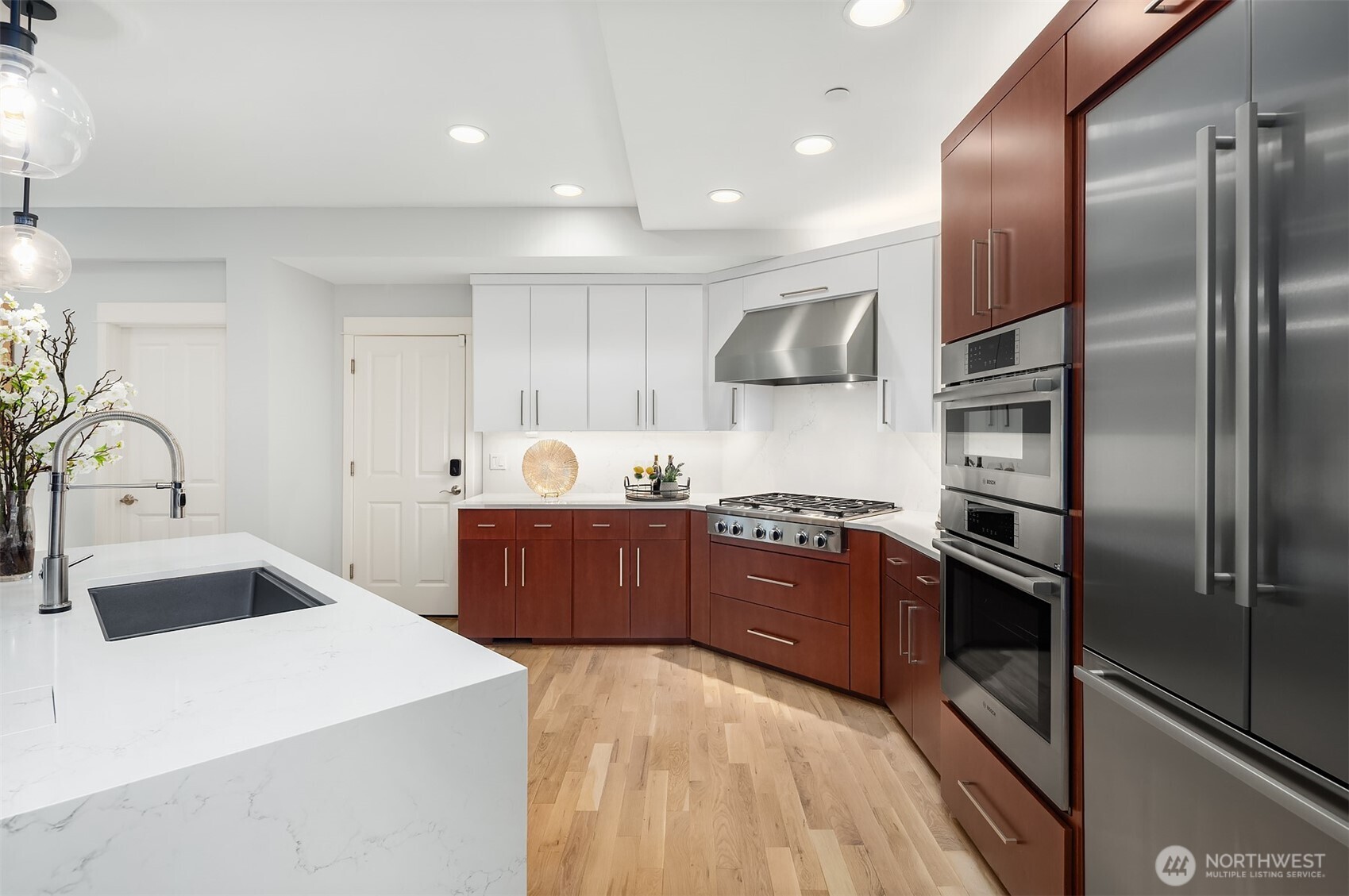 5214 Northeast 16th Street Renton, WA 98059 - Photo 11 of 40