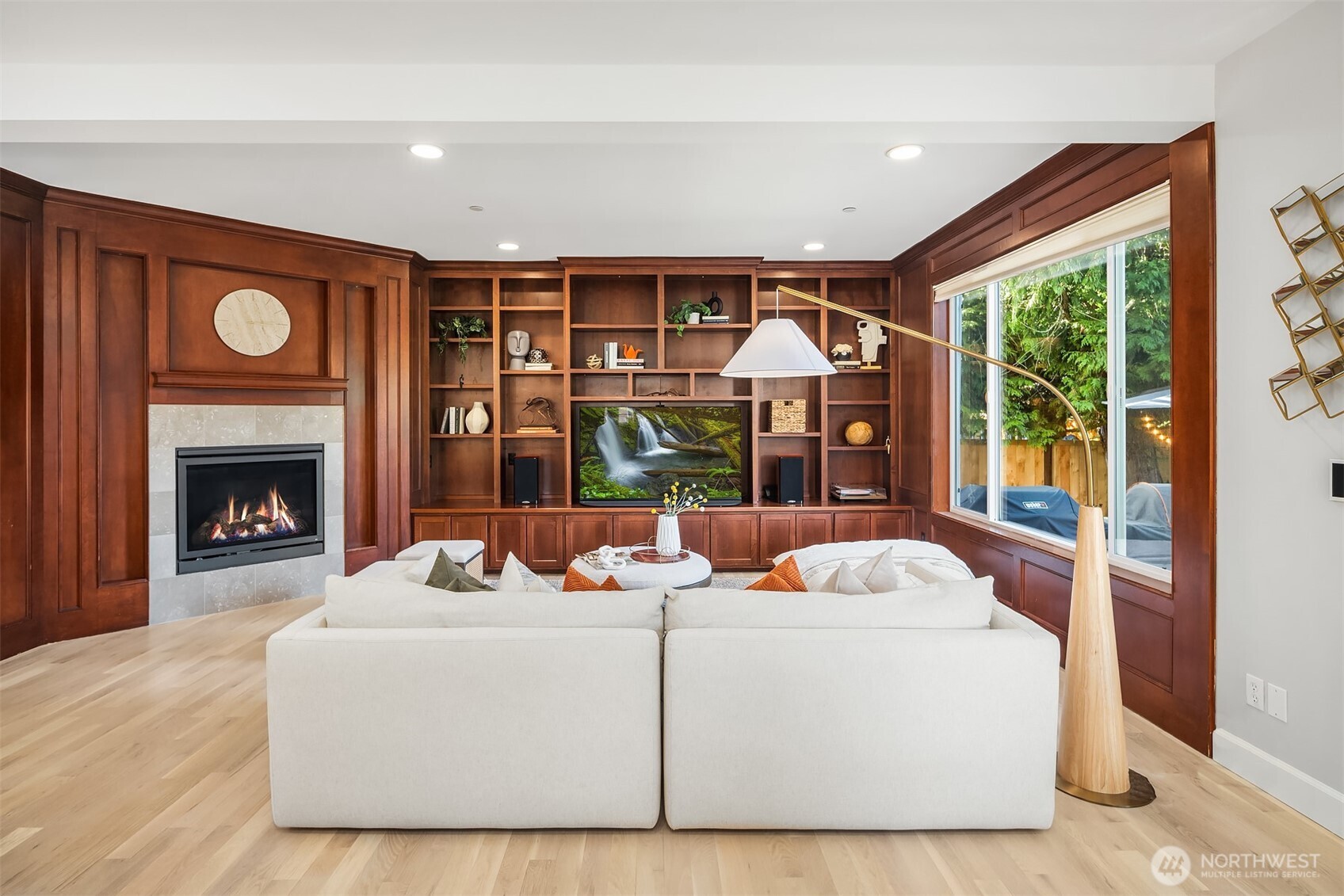 5214 Northeast 16th Street Renton, WA 98059 - Photo 15 of 40