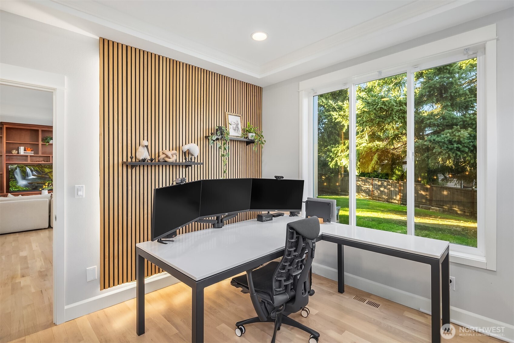 5214 Northeast 16th Street Renton, WA 98059 - Photo 18 of 40