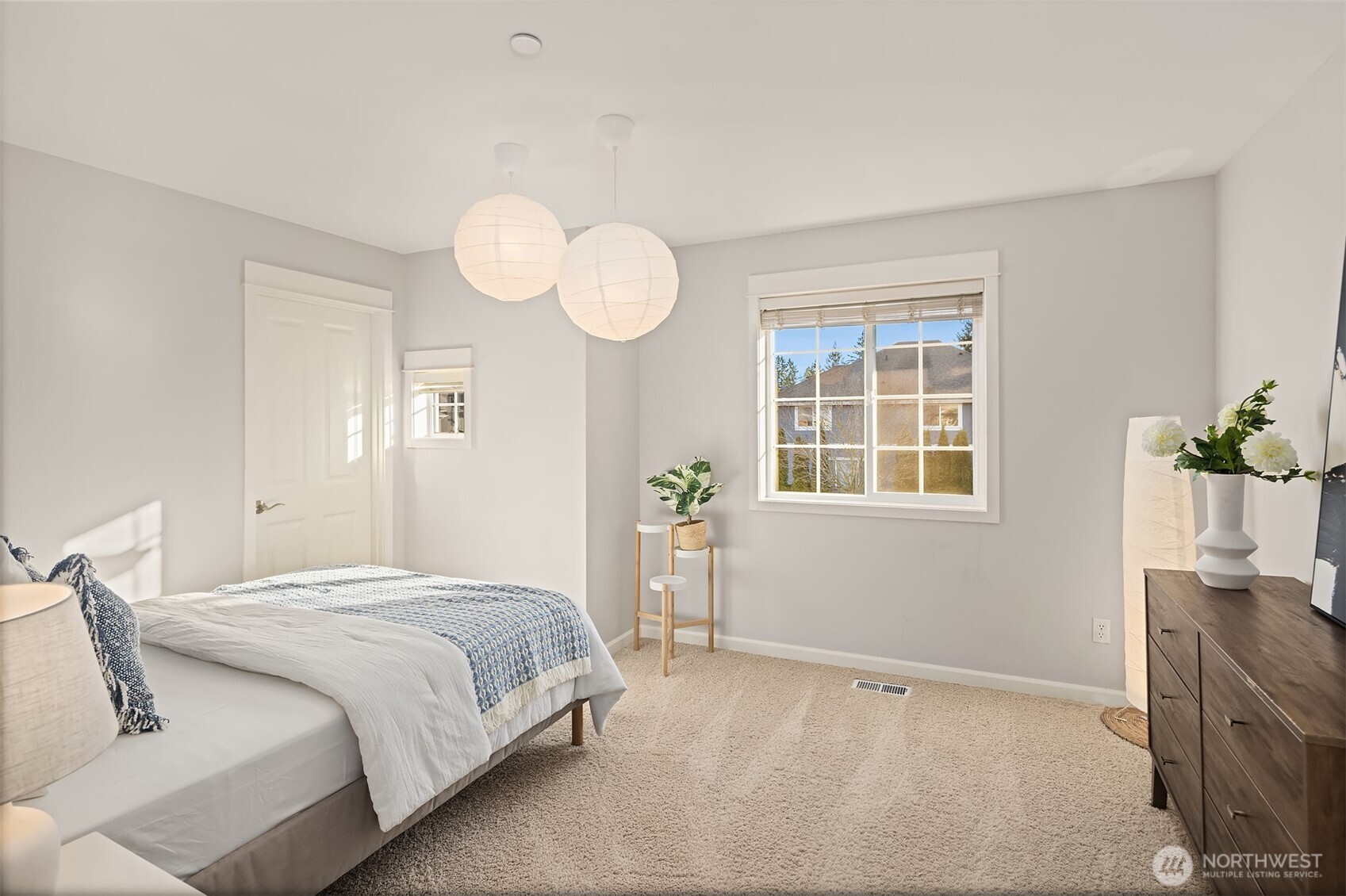 5214 Northeast 16th Street Renton, WA 98059 - Photo 28 of 40