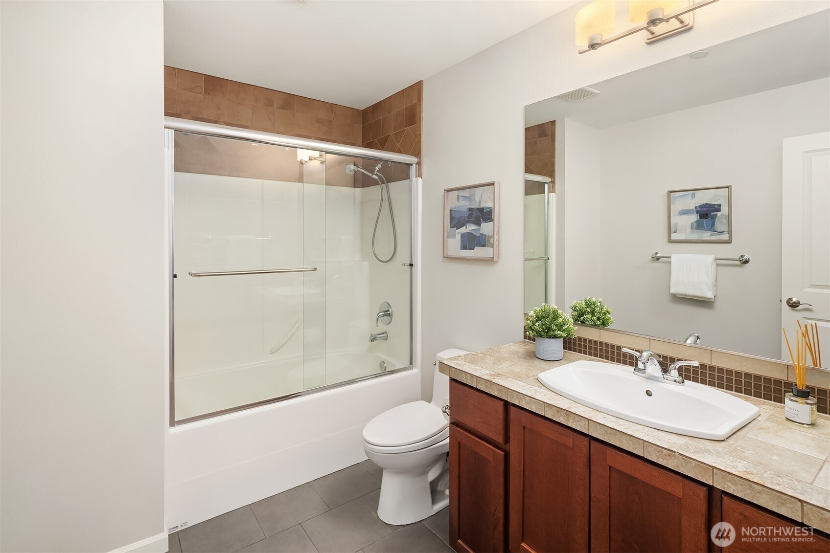 5214 Northeast 16th Street Renton, WA 98059 - Photo 30 of 40