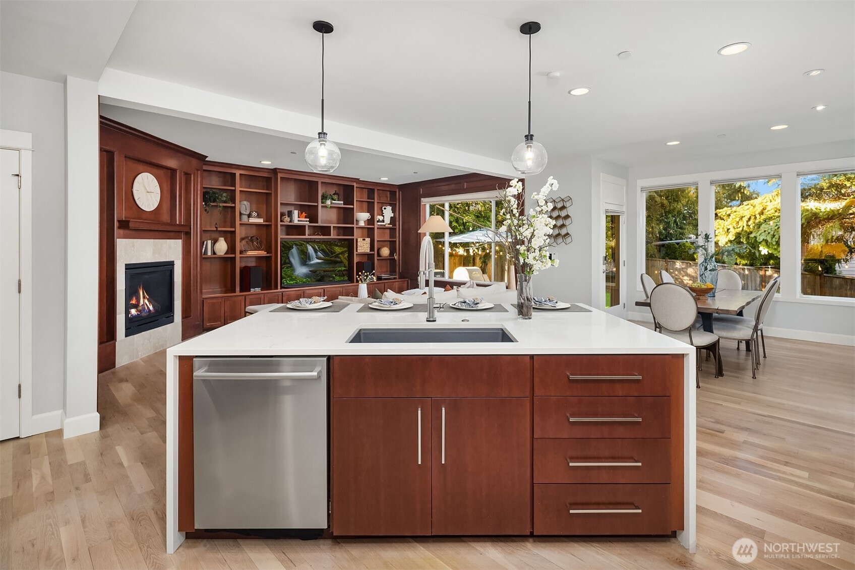 5214 Northeast 16th Street Renton, WA 98059 - Photo 9 of 40