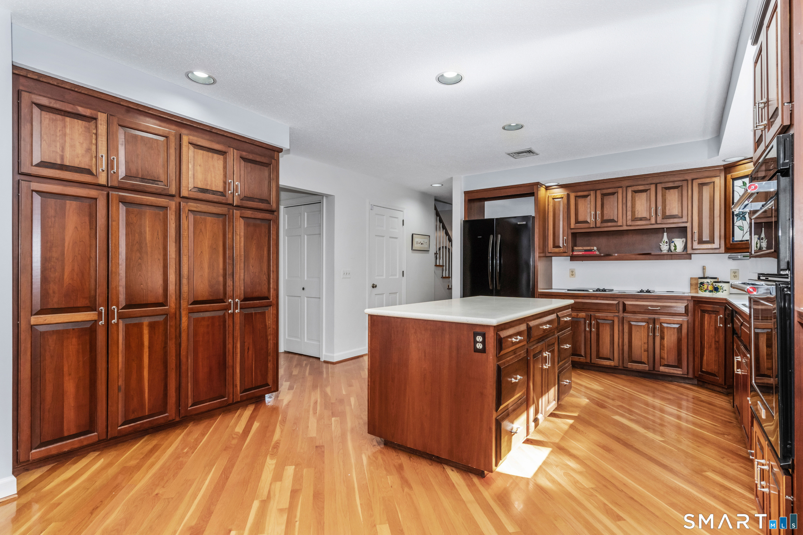 54 Reed Drive Manchester, CT 06040 - Photo 9 of 35 Gallery Image 9