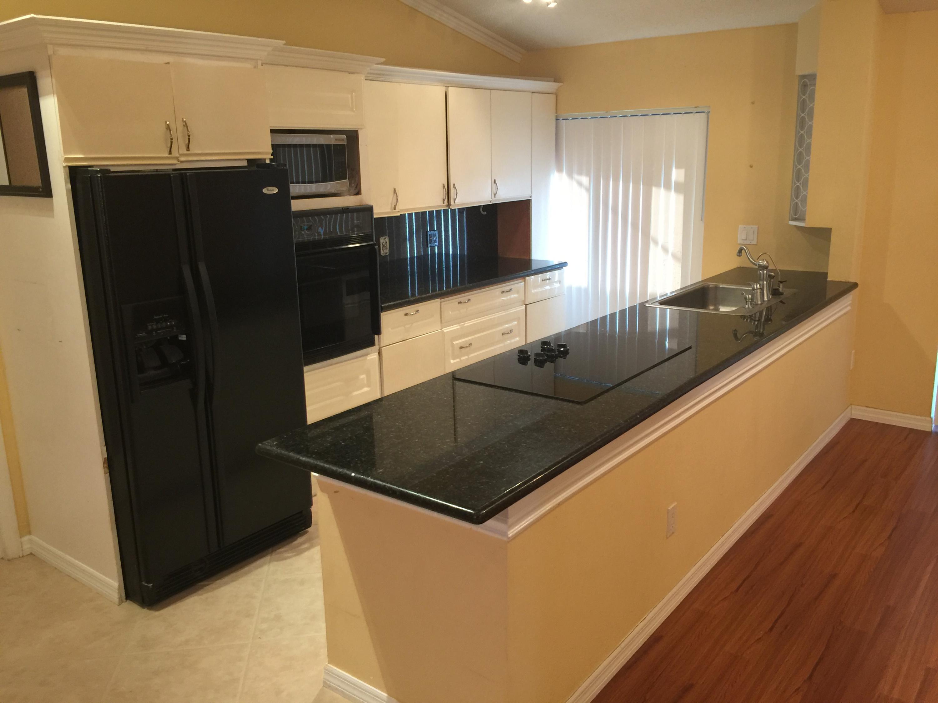 9087 Southwest 22nd Street, Unit D Boca Raton, FL 33428 - Photo 5 of 15 IMG_2809 (2)
