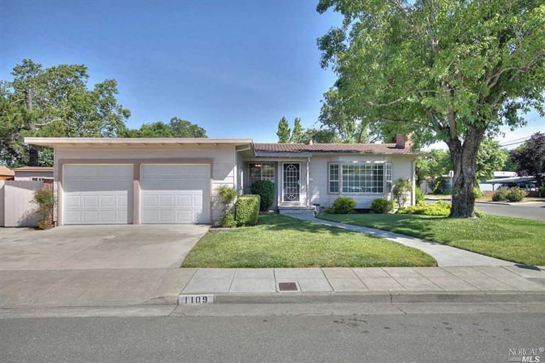 1109 Lee Street Santa Rosa, CA 95404 - Photo 1 of 1 Gallery Image 1