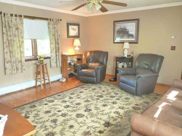 8 Mayflower Way Ellsworth, ME 04605 - Photo 10 of 35 Living Room.