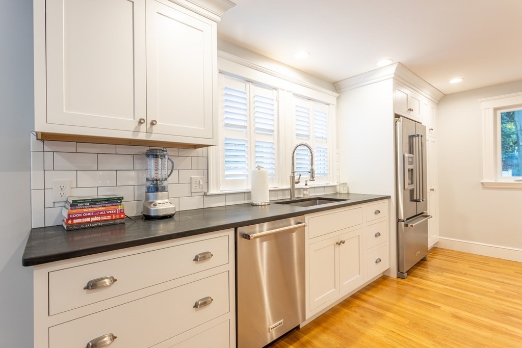 62 Constance Road Boston, MA 02132 - Photo 13 of 33 Gallery Image 13
