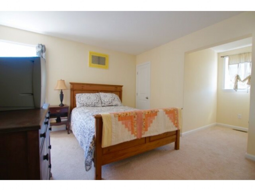 9 Orchard Hill Road Epping, NH 03042 - Photo 22 of 23