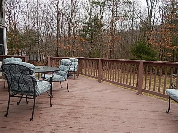 118 Sutton Road Webster, MA 01570 - Photo 21 of 25 Gallery Image 21